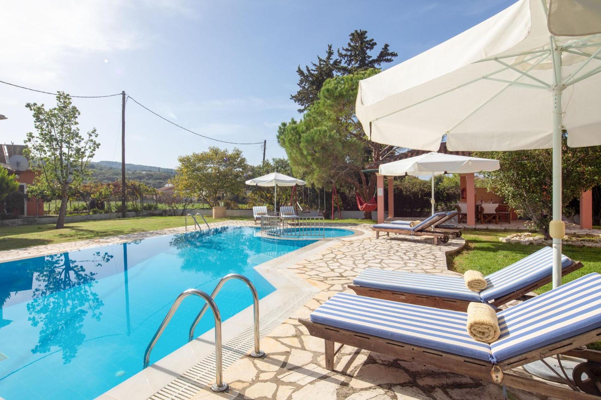 Bella Villa Vasiliki Litheres Buitenkant foto
